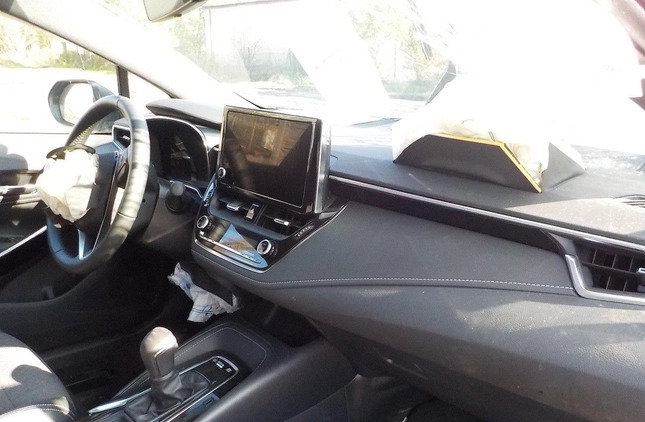 Toyota Corolla cena 46900 przebieg: 6011, rok produkcji 2022 z Rumia małe 596